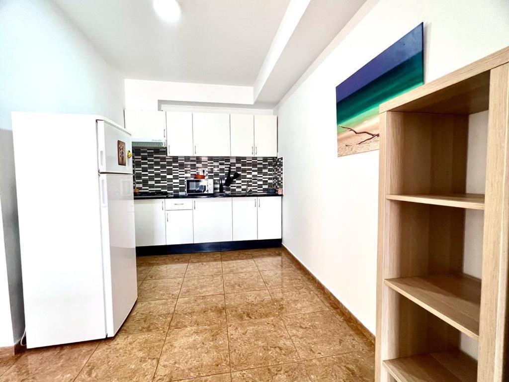 Franmay Apartments - 7 Modern Apartments Near The Beach & City, Perfect For Nomads, Travellers, Families, Watersports! Santa Maria Buitenkant foto